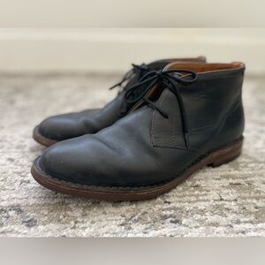 Trask Mens Black Leather Chukka Boots Shoes Vibram Soles Size 9 M